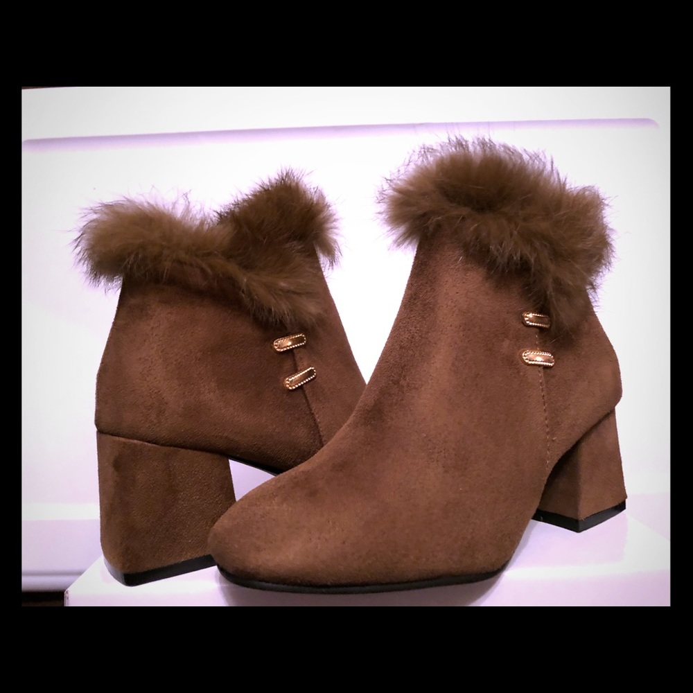 Brown Bootie Women size 6 / Big kid size 4.5 NEW